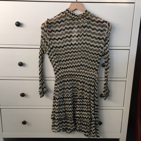 Anthropologie Dresses & Skirts - Anthropologie HD Design Mini dress